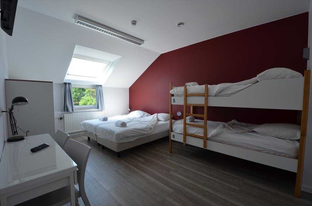 Auberge Des 3 Fontaines Auderghem Экстерьер фото