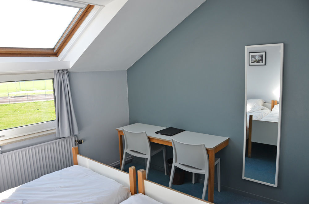 Auberge Des 3 Fontaines Auderghem Экстерьер фото